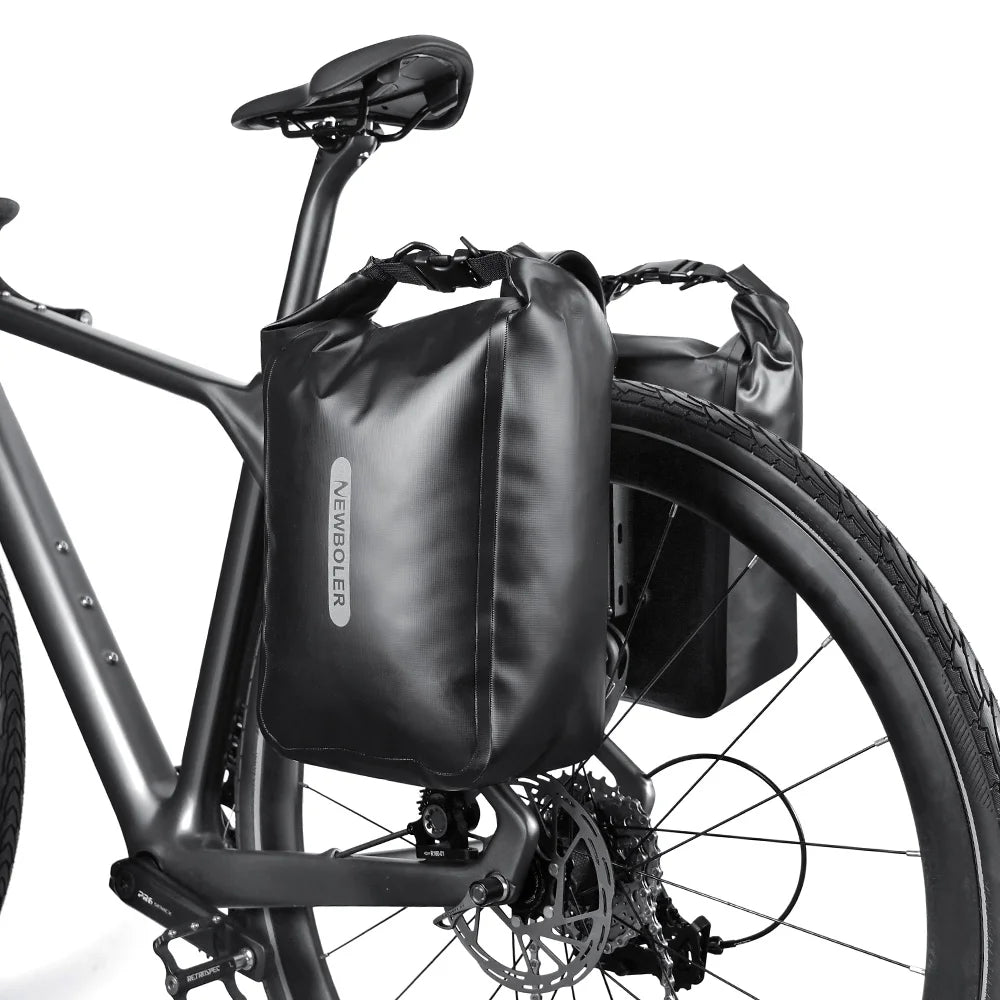 NEWBOLER Wasserdichte Fahrradtasche 10L inkl. Gepäckträger