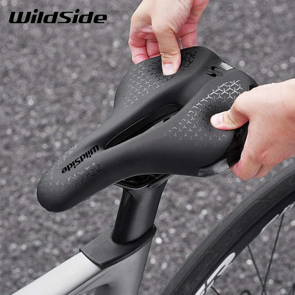 MTB Fahrradsattel Mountainbike – Komfort Sport Sattel, Leicht & Atmungsaktiv, Schwarz